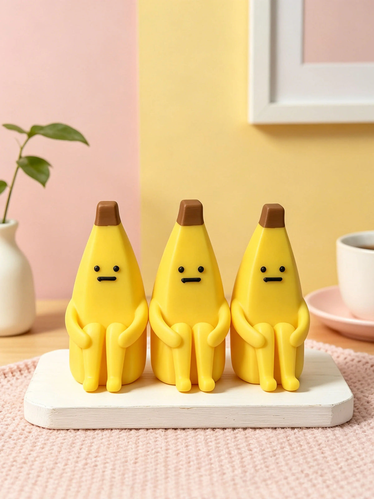 1pc Cute Anxiety Relief Banana 3D Print Ornament, Home Desk Decor, Office Decoration, Personalized Stress Relief Sculpture, Unique Gift Idea