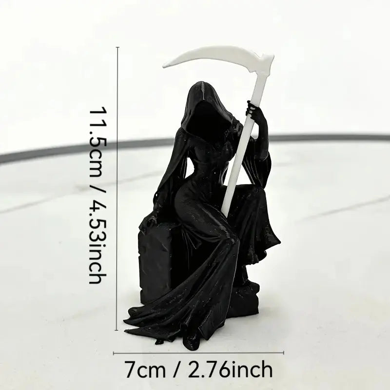 Dark Gothic Decorative Sculpture, Dark Figure Decor, Female Reaper Holding Scythe, Mystical Art Piece for Desktop Display, Unique Dark Atmosphere Ornament, Decoration Figure