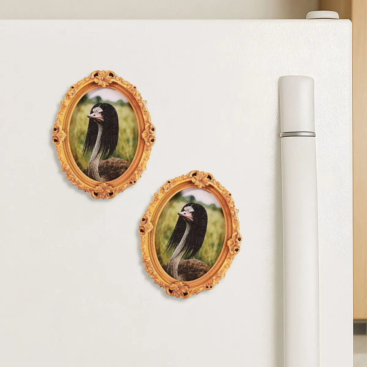 1PC Fun Animal Fridge Magnet, Oval Picture Frame Refrigerator Magnet, Photo Magnets, Decorative Fridge Magnets, Perfect Home Decor Gift for Living Room, Study, Bedroom, Magnetic Item