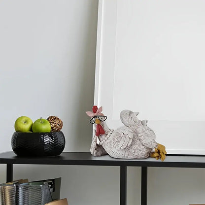 Fun Rooster Resin Statue - Durable Geometric Animal Figurines, Compact Size Fits Desks and Shelves, Playful Home Vibe Desk Trinkets, Creative Home Tabletop Decor, Thanksgiving-Valentines Day Friend Gift