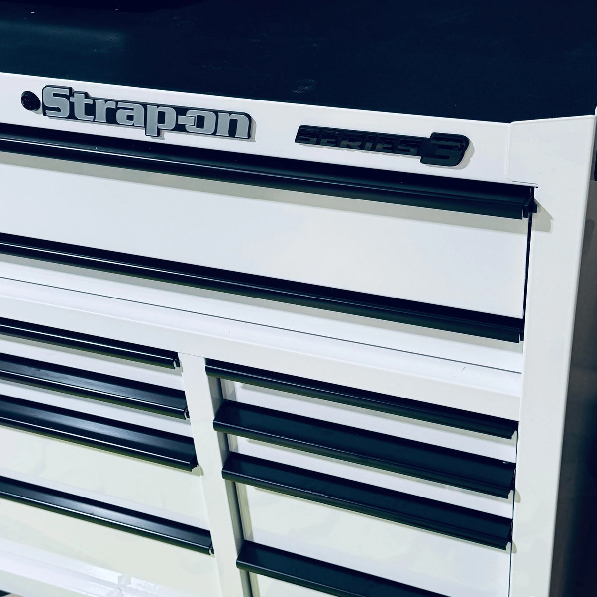 ColKy Designs Removable Strapon Magnet Badge - Durable 3D Printed, Strong Hold on Steel Toolboxes, Metal Surface Fit, 225×41.5×3.5mm Toolbox Accessory, Tool Chest Organizer, Mechanic Gift