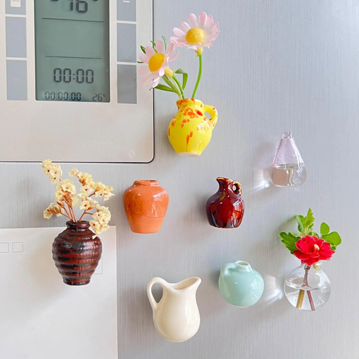 8PCS Whimsical Lightweight 3D Ceramic Flower Vase Magnets - Magnetic Decorative Fridge Magnets, Tiny Mini Bud Vases for Refrigerator Decorating & Fridge Display