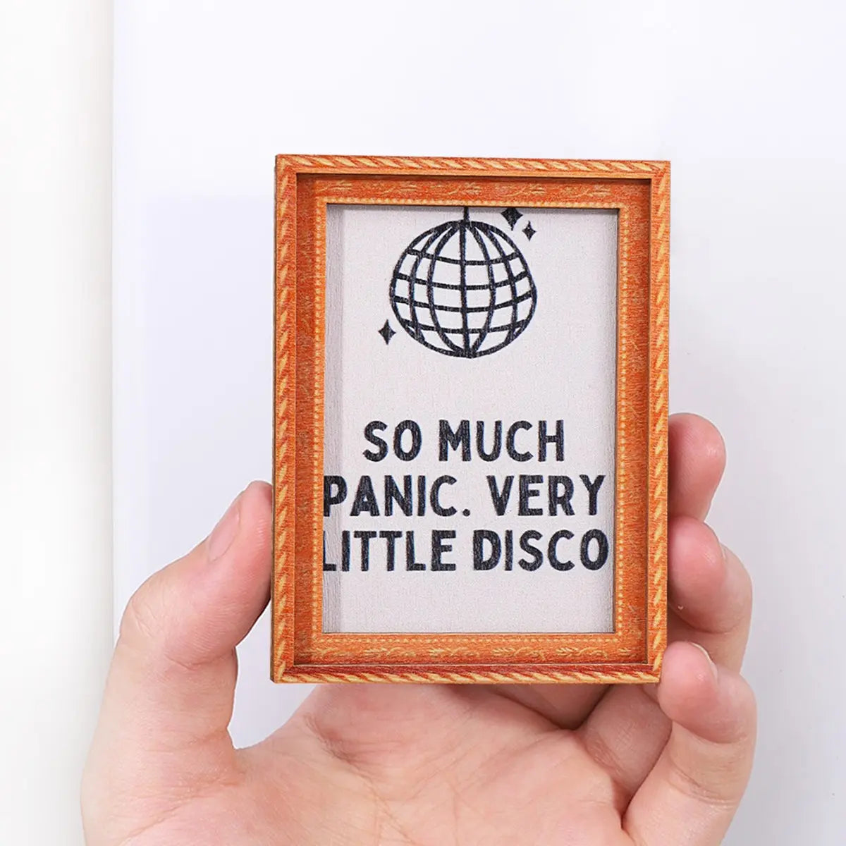 1PC Disco Ball Pattern Frame Refrigerator Decorating Magnet, Fridge Magnet, Decorative Prop, Home & Office Decoration, Perfect Holiday Gift